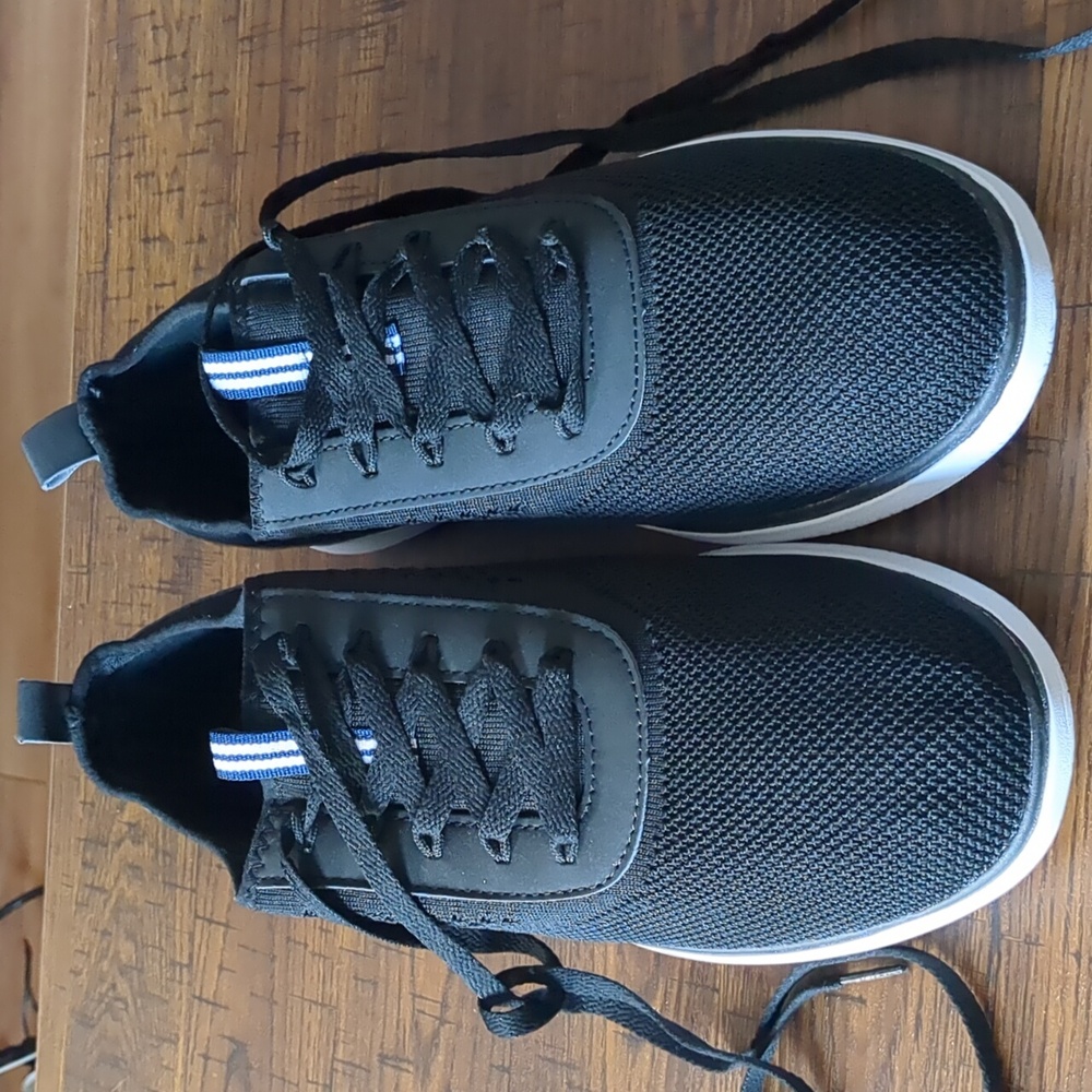 **CLOSING CLOSET SALE!!**PRICE DROP**.  MEN'S WEITON LACE-UP SHOES